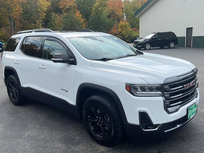 2022 GMC Acadia AT4