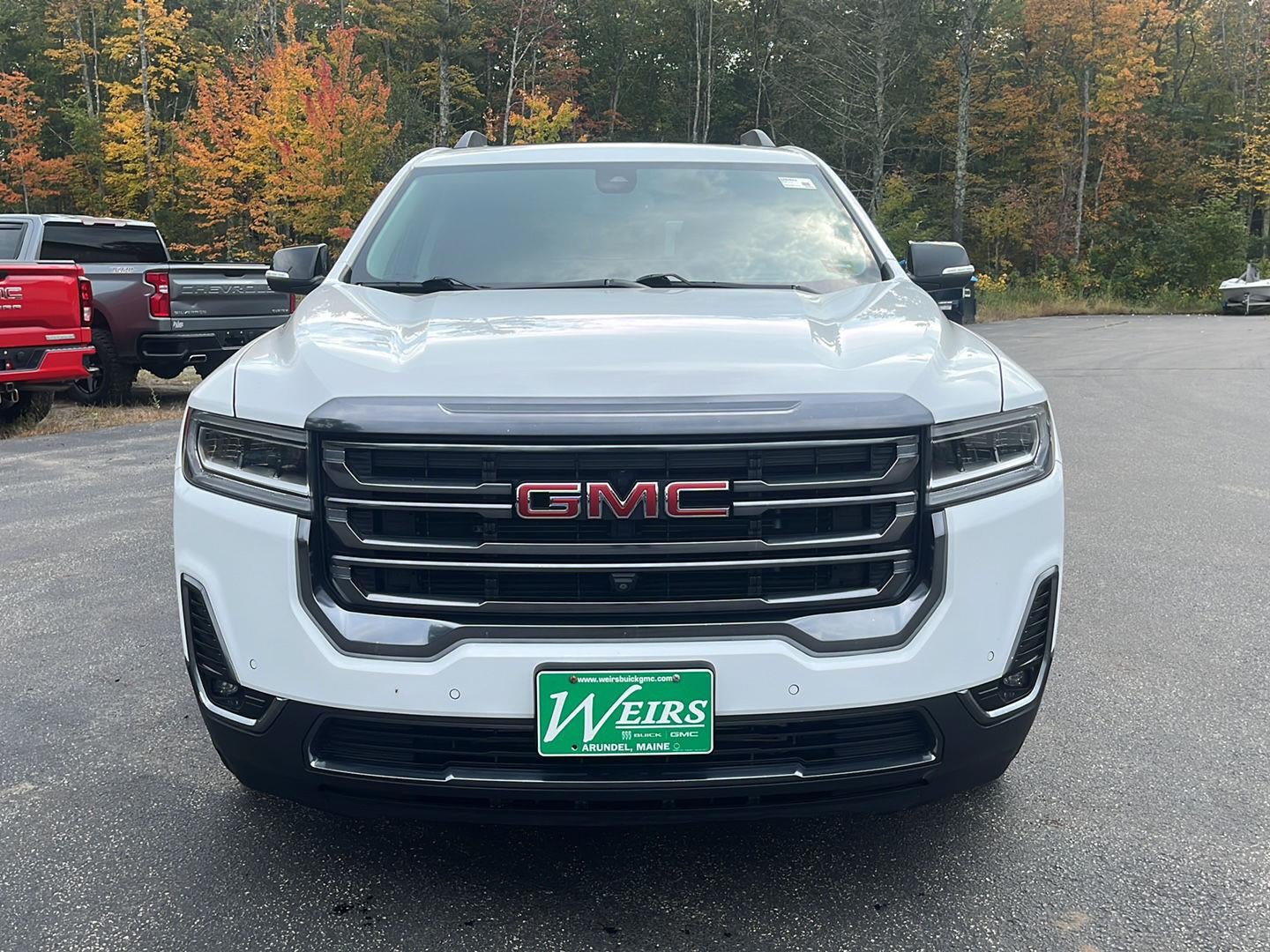 2022 GMC Acadia AT4