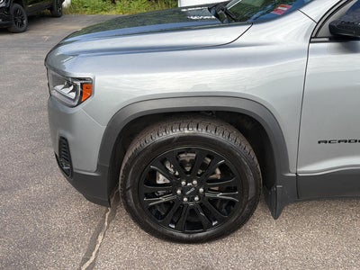 2023 GMC Acadia SLT