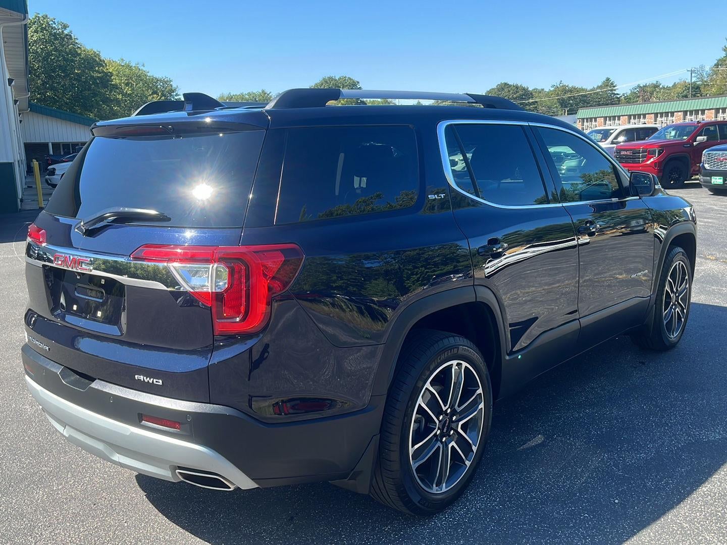 2021 GMC Acadia SLT