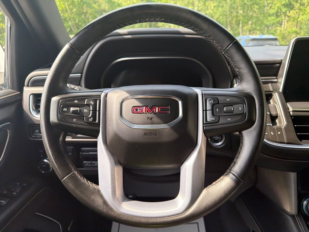 2023 GMC Yukon SLT