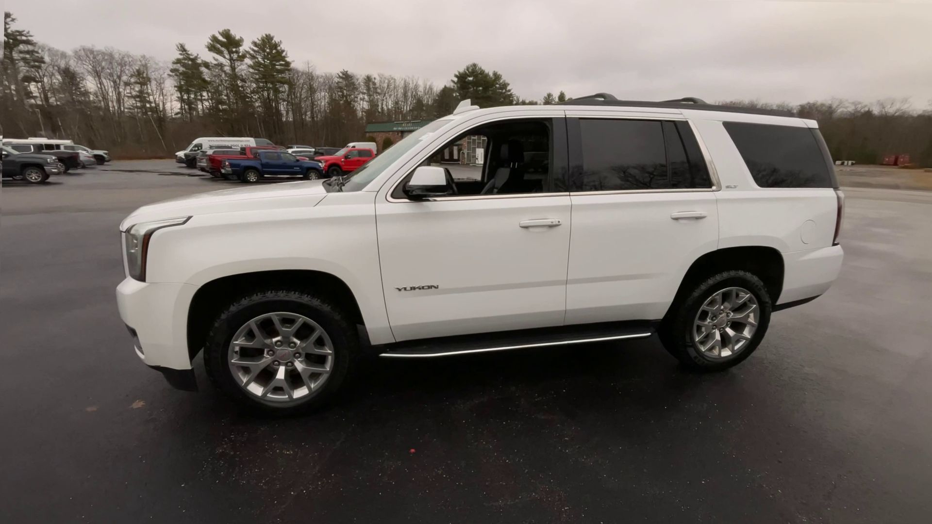 2026 GMC Yukon Elevation