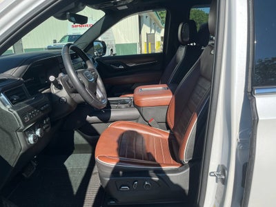 2023 GMC Yukon XL Denali Ultimate