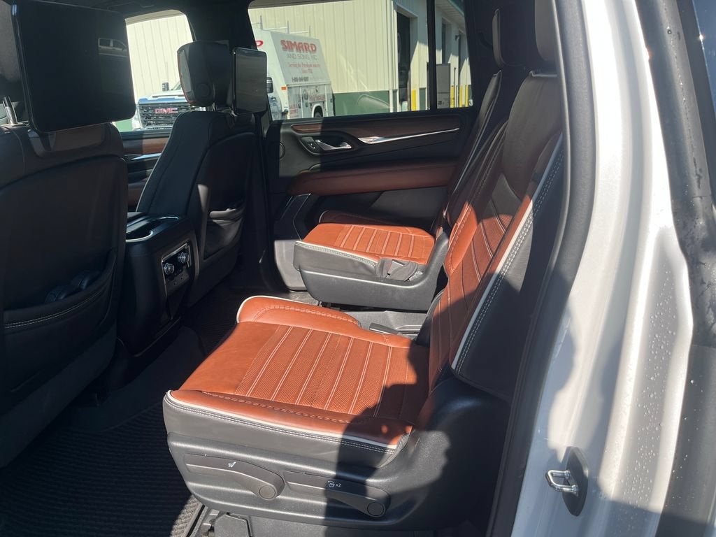 2023 GMC Yukon XL Denali Ultimate