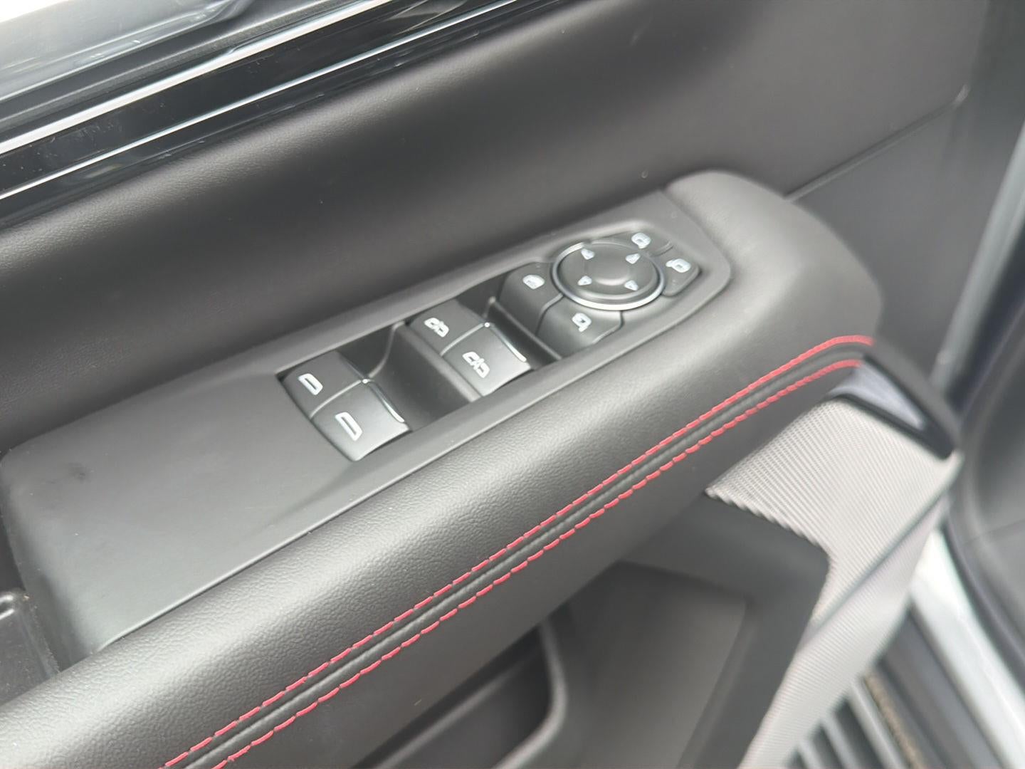 2027 GMC Yukon XL AT4 Ultimate - Photo 11