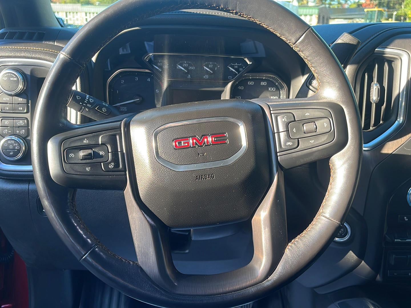 2022 GMC Sierra 2500HD AT4 - Photo 15