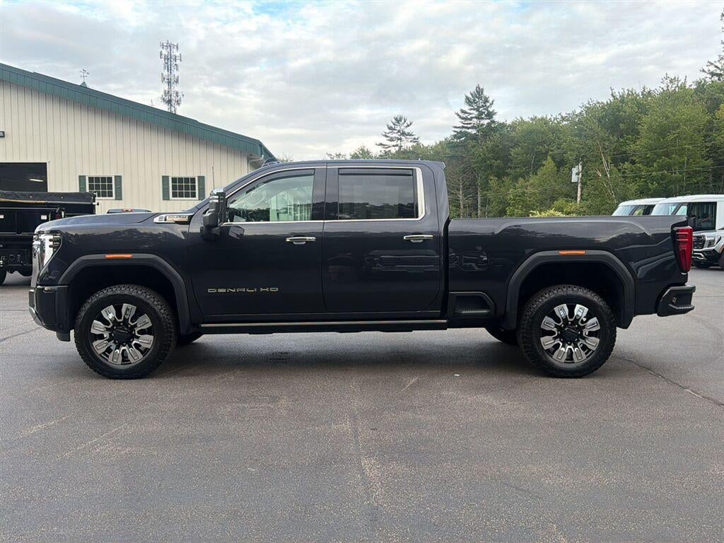2024 GMC Sierra 3500 HD Denali