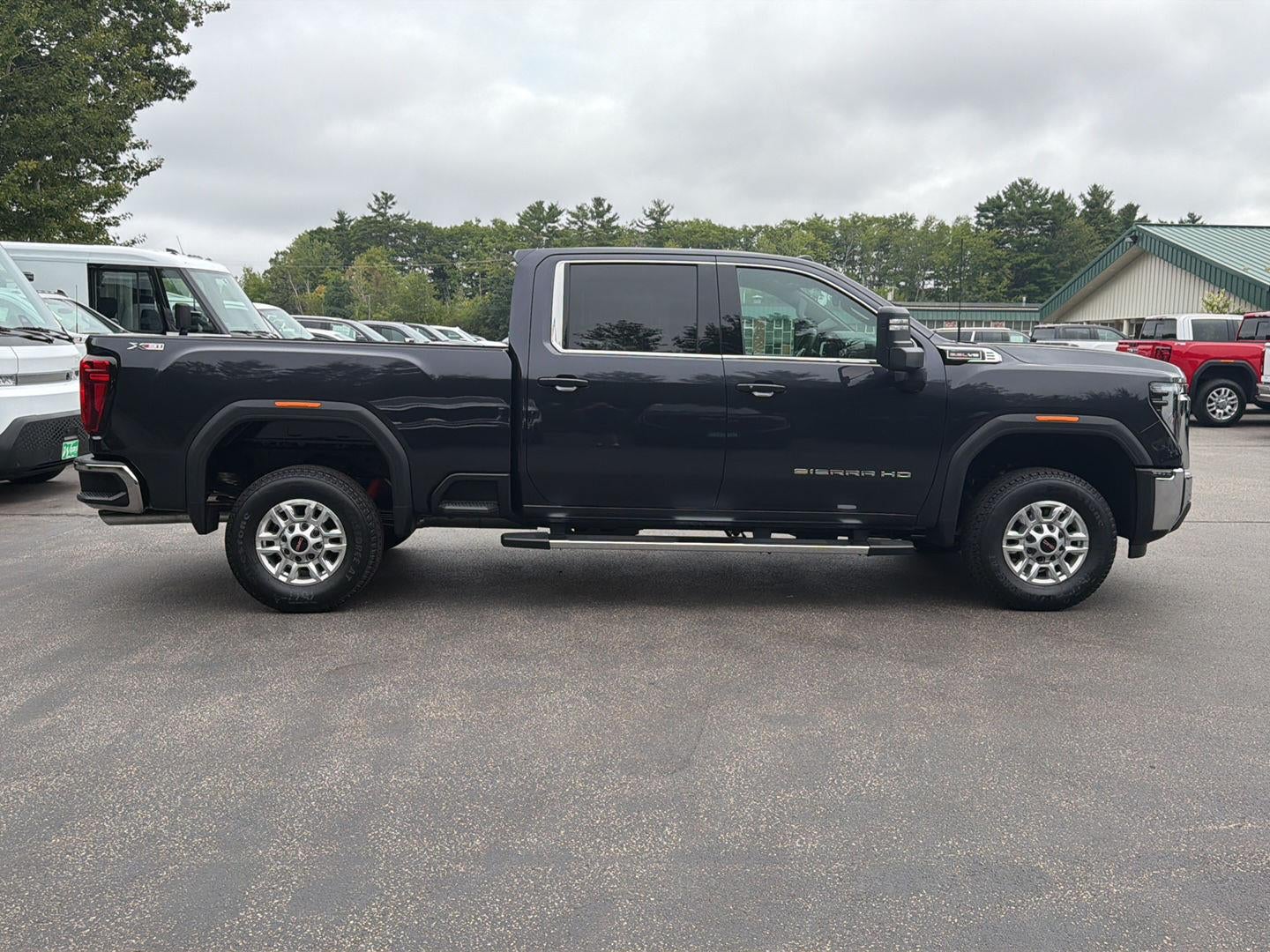 2026 GMC Sierra 2500 HD SLE