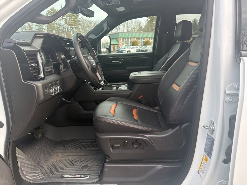 2025 GMC Sierra 2500 HD AT4