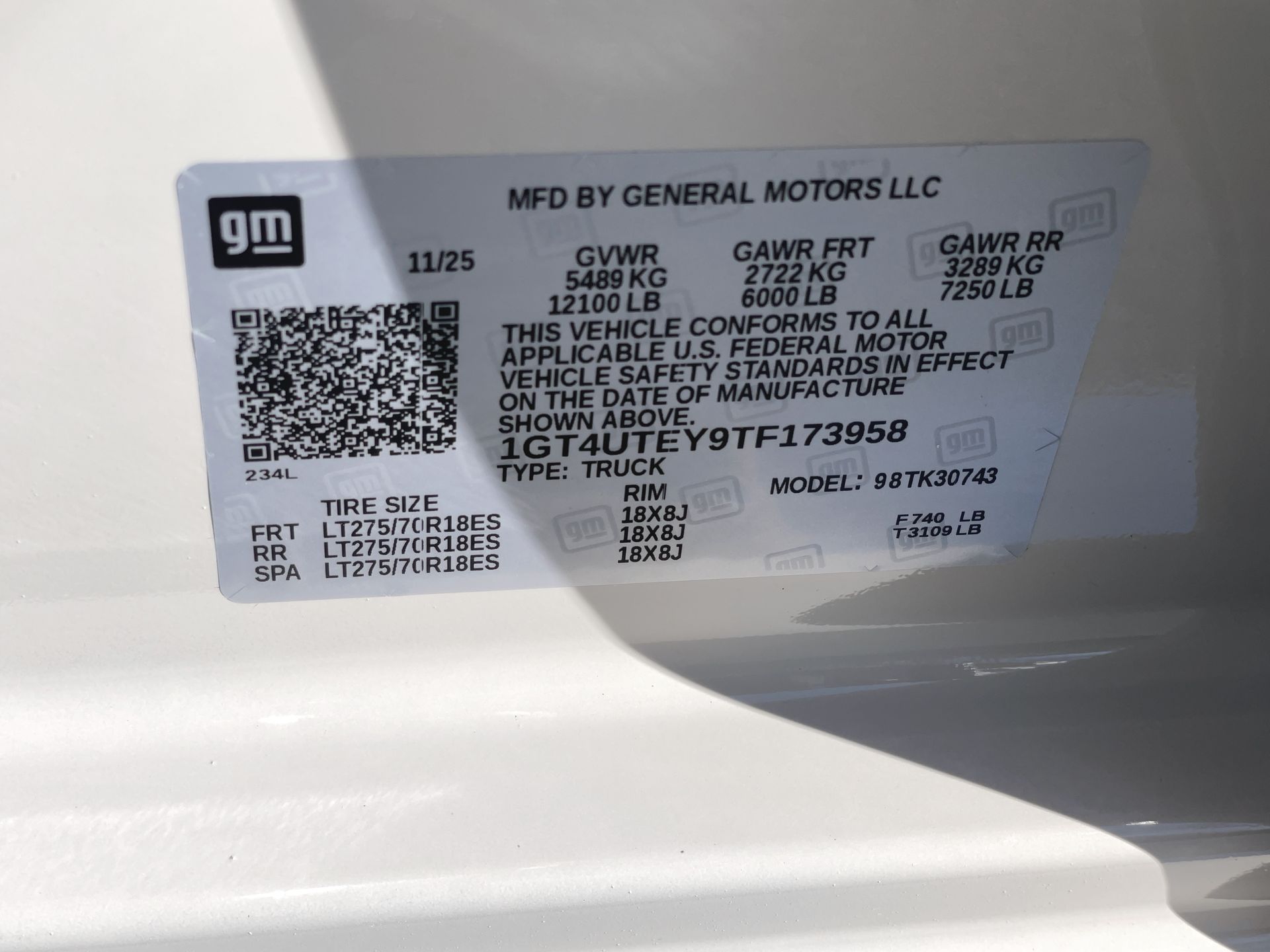 2026 GMC Sierra 3500 HD SLE