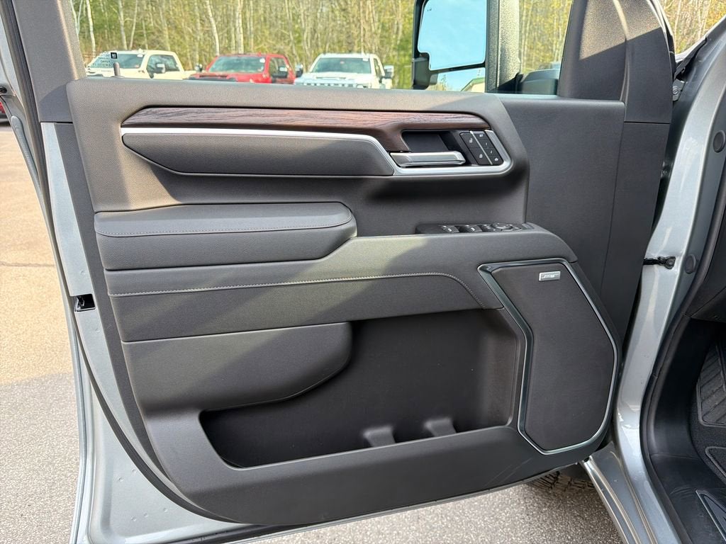 2026 GMC Sierra 3500 HD SLT