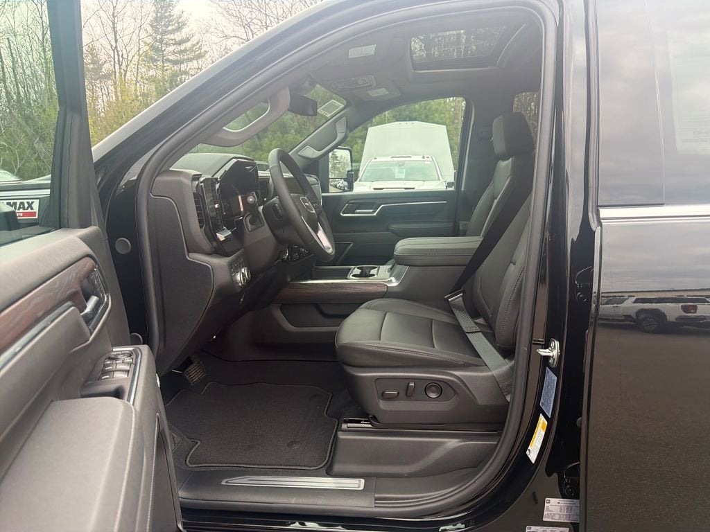 2026 GMC Sierra 3500 HD SLT