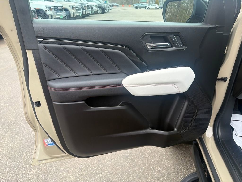 2024 GMC Canyon AT4X