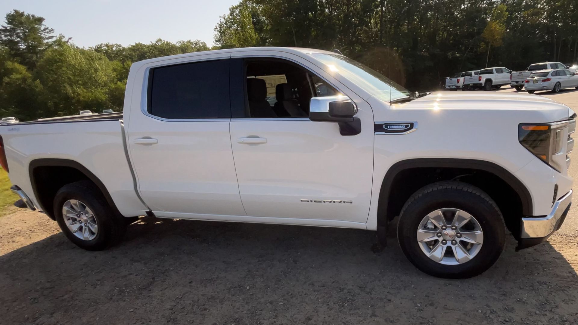 2026 GMC Sierra 1500 SLE