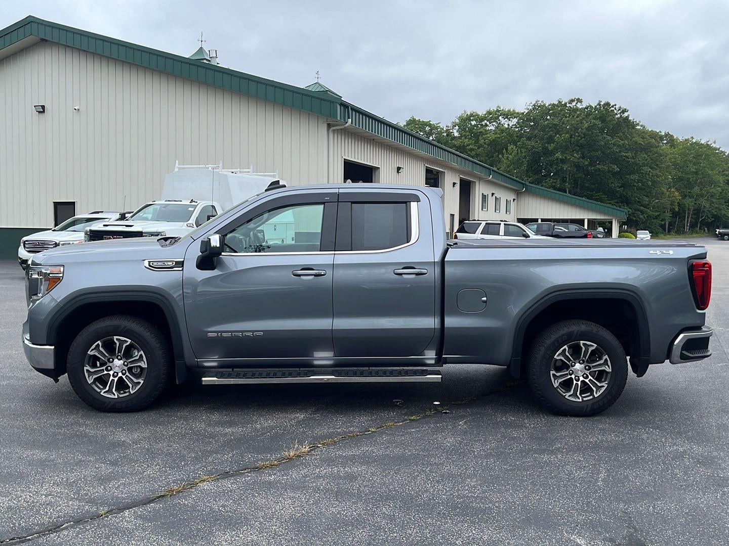 2021 GMC Sierra 1500 SLE
