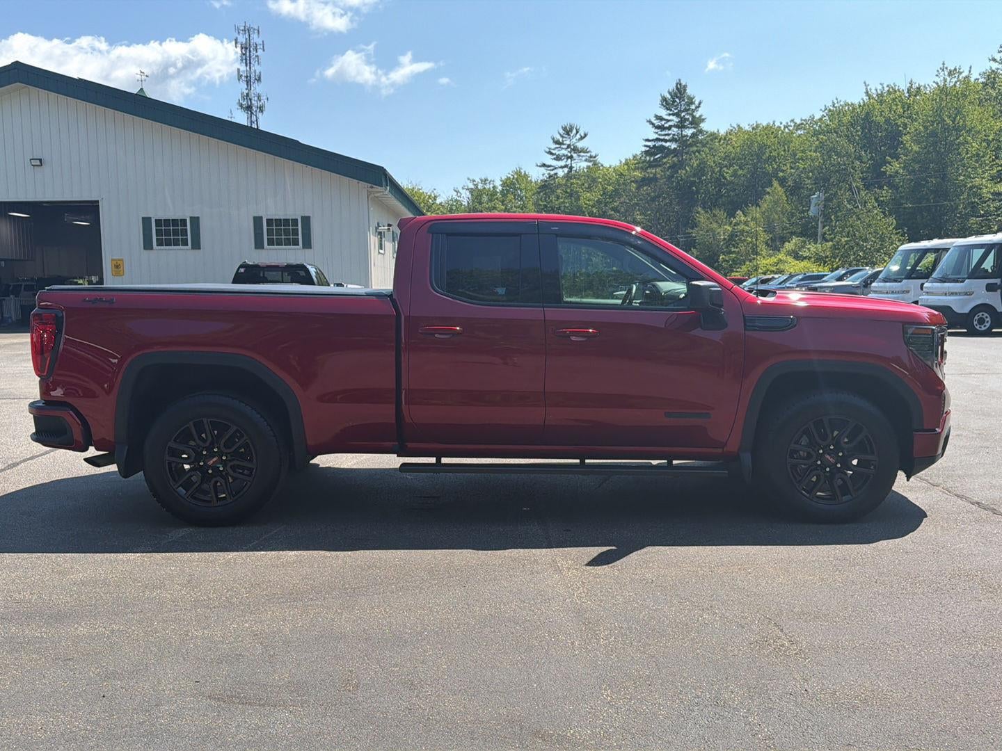 2023 GMC Sierra 1500 Elevation