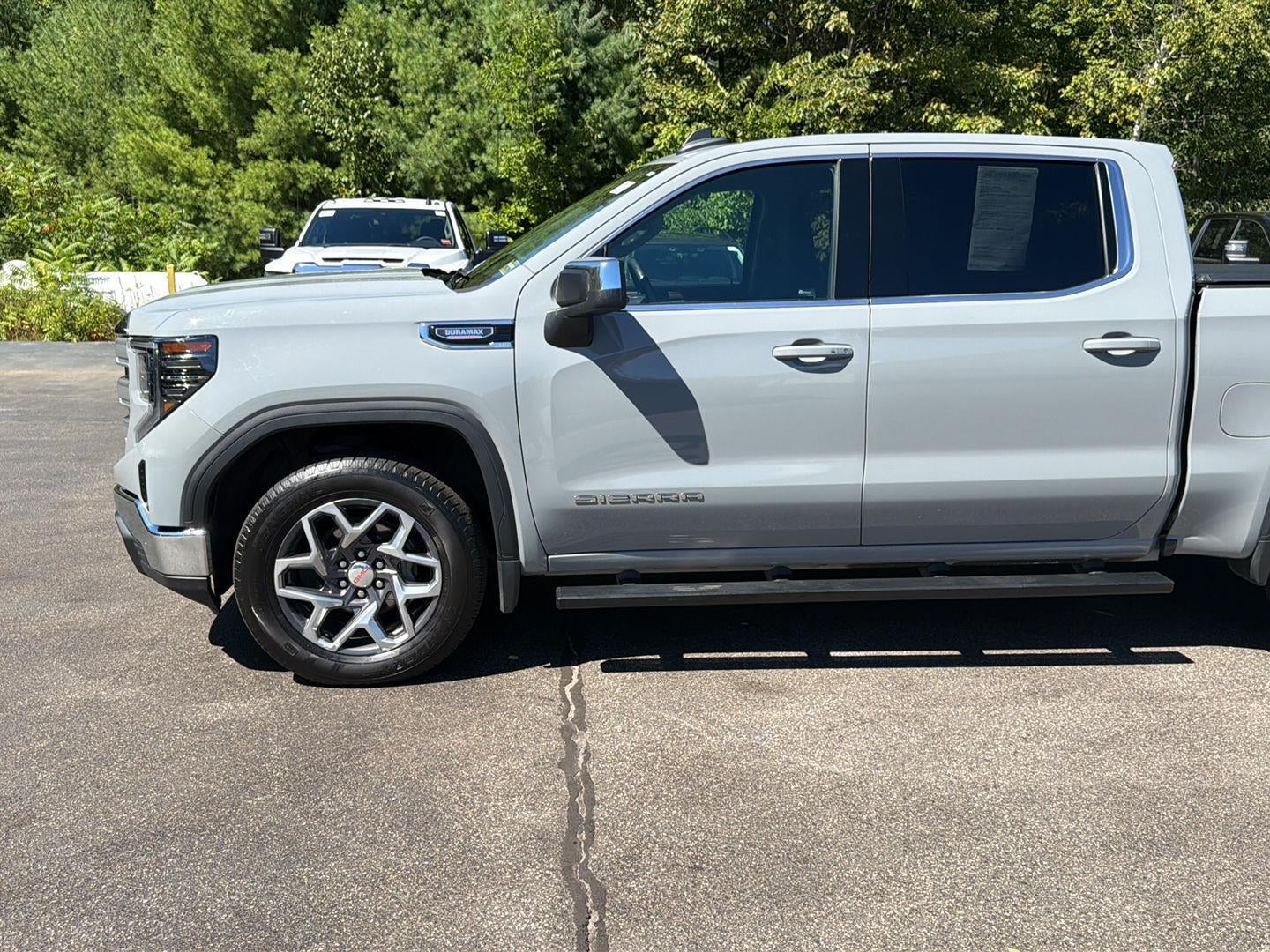 2024 GMC Sierra 1500 SLE