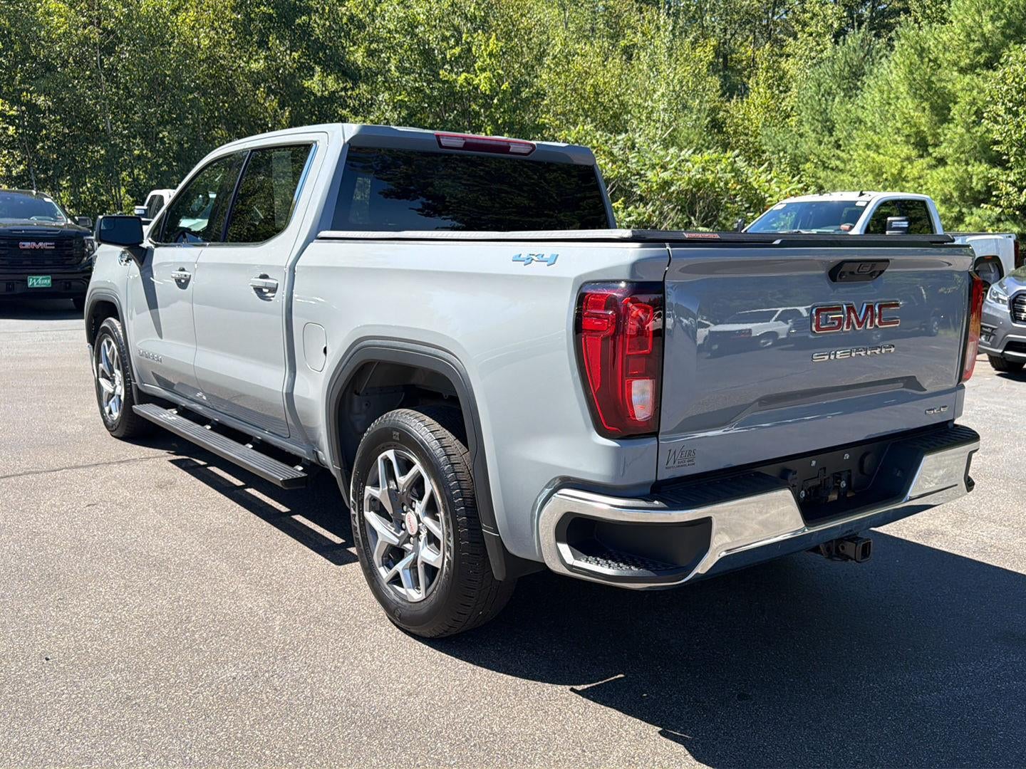 2024 GMC Sierra 1500 SLE