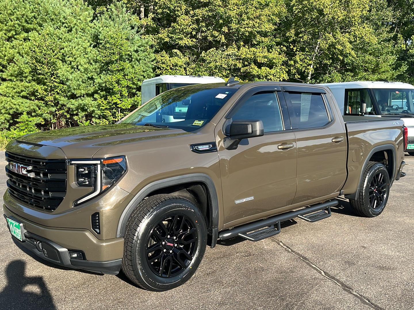 2024 GMC Sierra 1500 Elevation