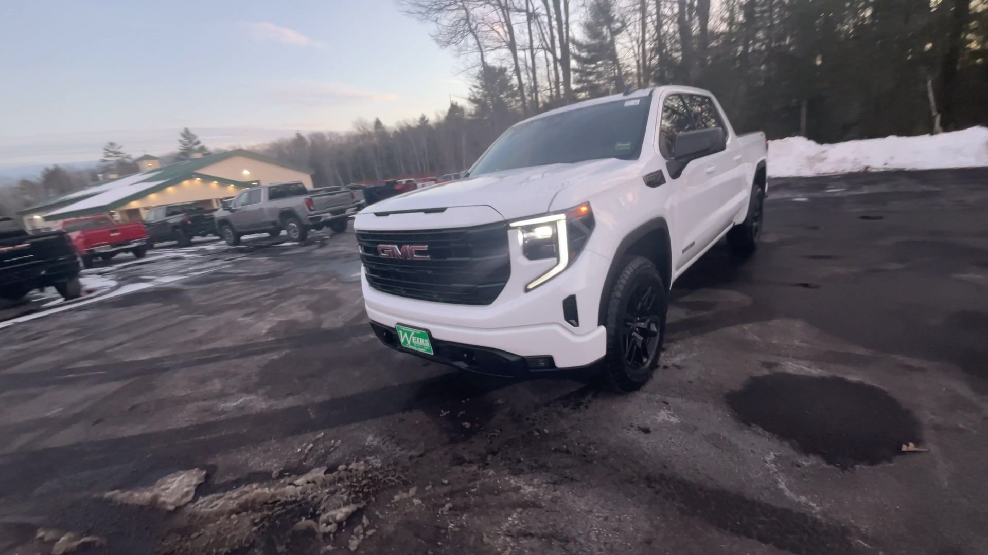 2026 GMC Sierra 1500 Elevation