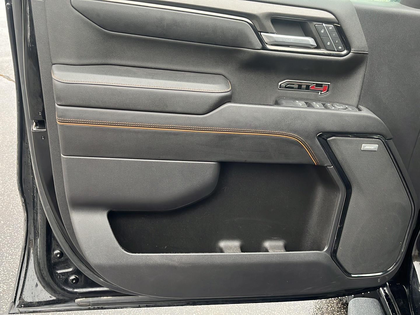 2023 GMC Sierra 1500 AT4