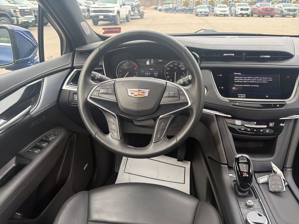 2025 Cadillac XT5 Premium Luxury