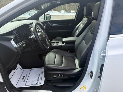 2022 Cadillac XT5 Premium Luxury