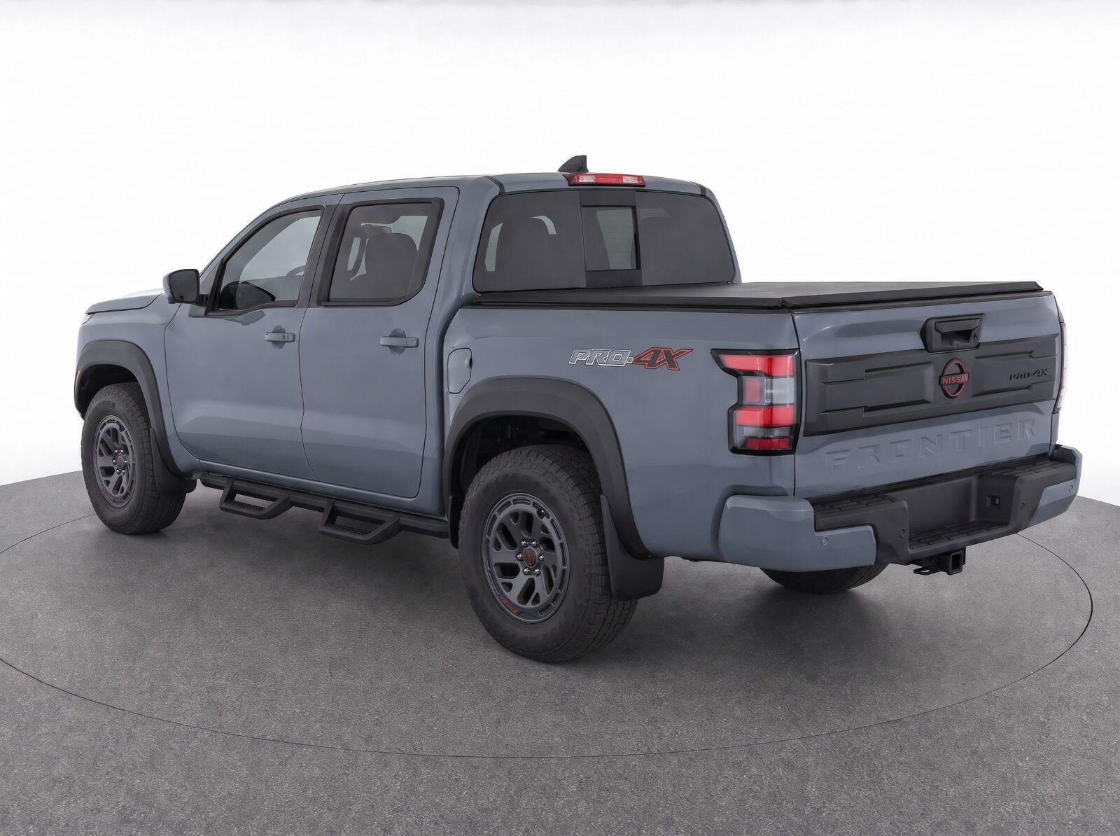 2025 Nissan Frontier Crew Cab PRO-4X 4x4