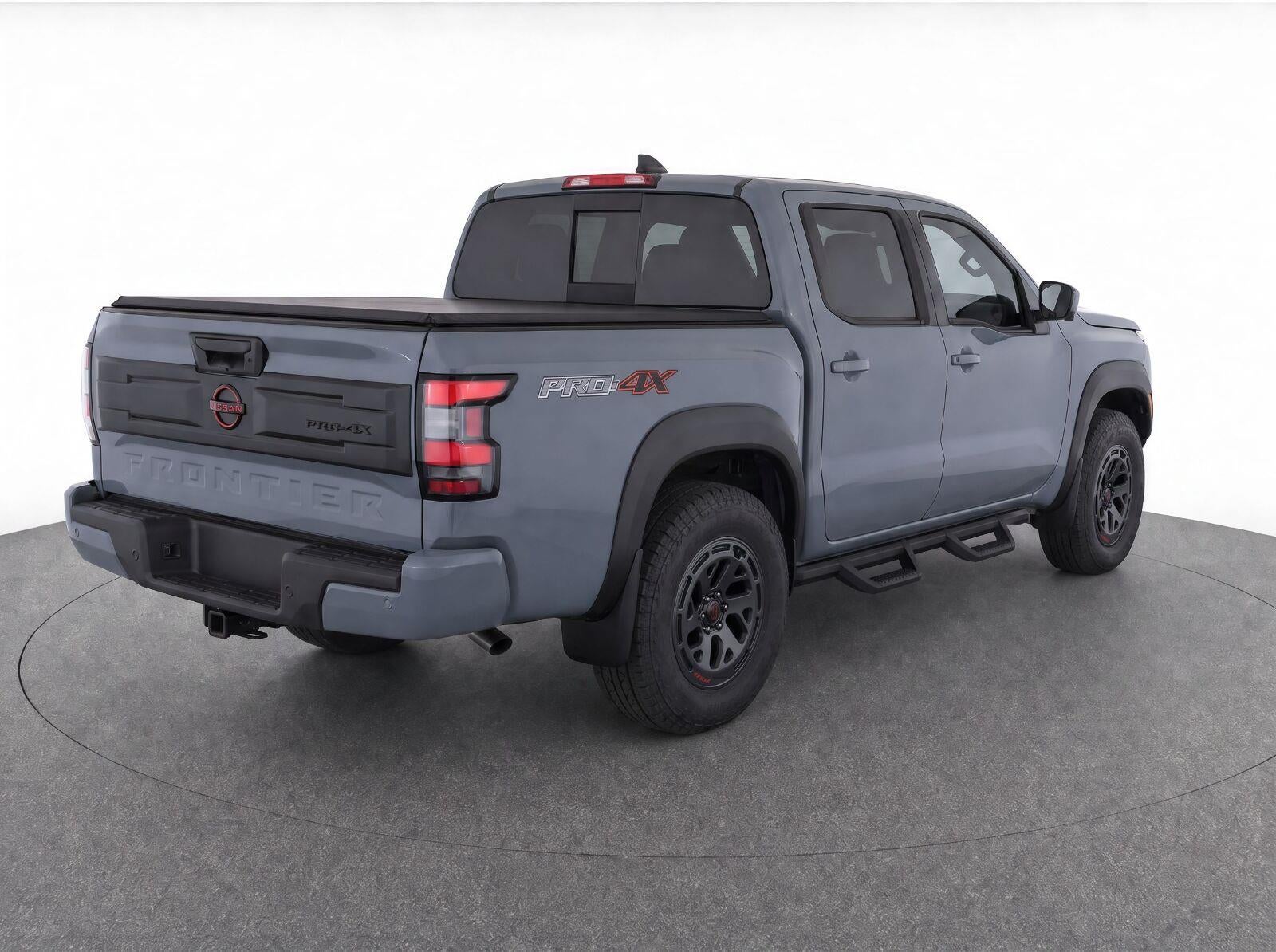 2025 Nissan Frontier Crew Cab PRO-4X 4x4