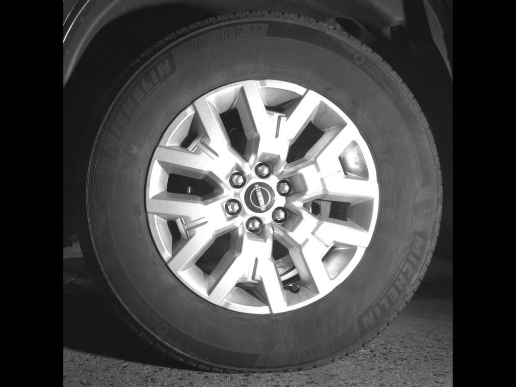 2022 Nissan Frontier Crew Cab SV 4x4