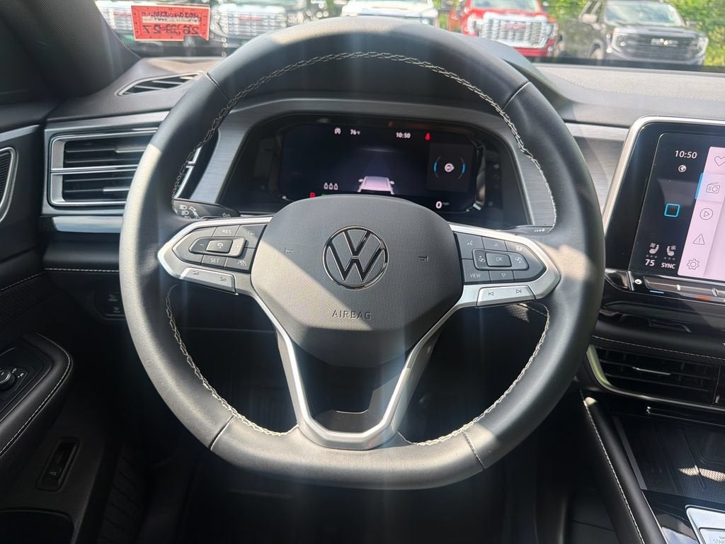 2026 Volkswagen Atlas Cross Sport 2.0T SE w/Technology