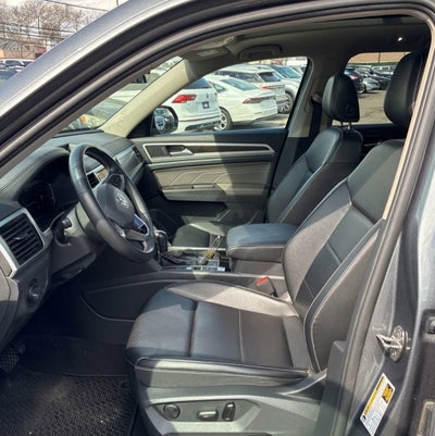 2022 Volkswagen Atlas 3.6L V6 SE w/Technology
