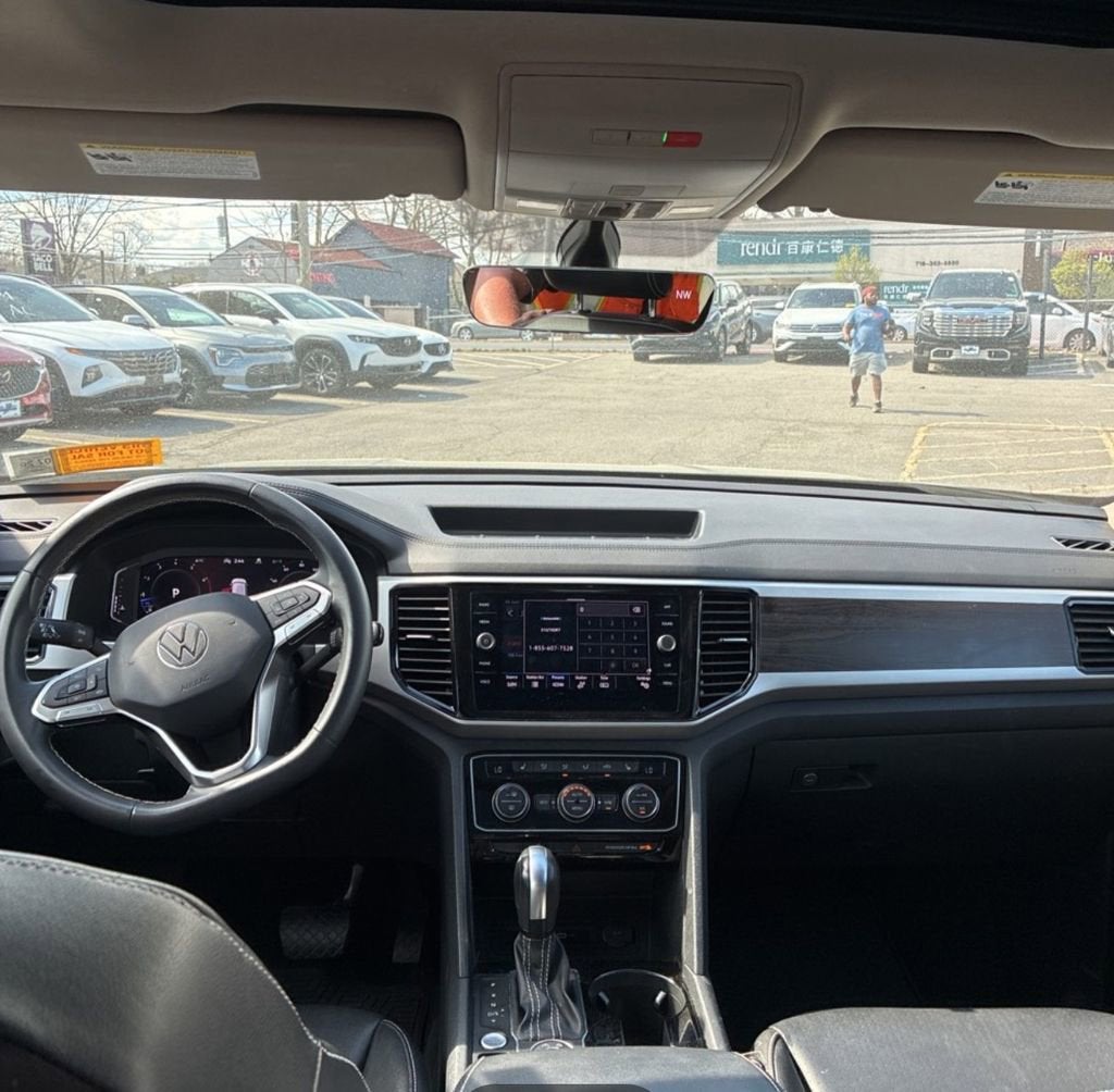 2022 Volkswagen Atlas 3.6L V6 SE w/Technology