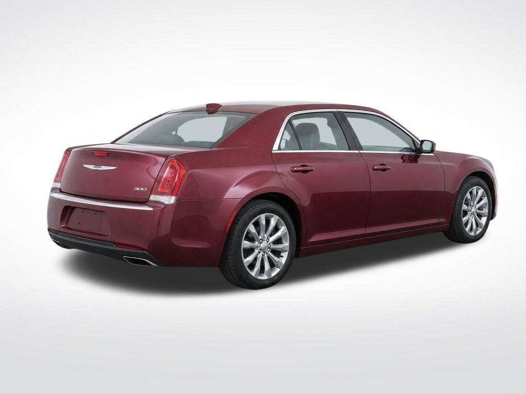 2016 Chrysler 300 Limited
