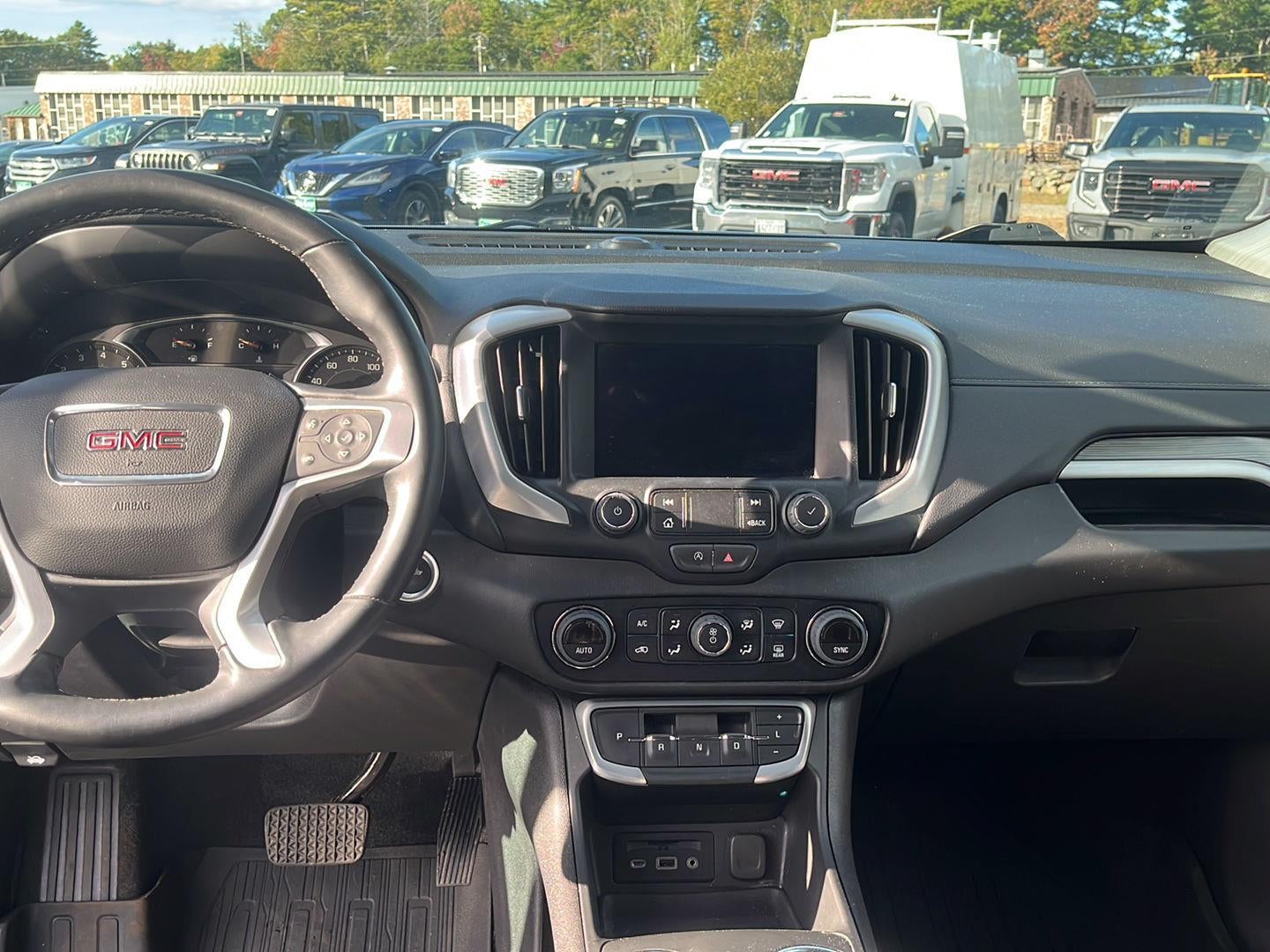 2024 GMC Terrain SLT