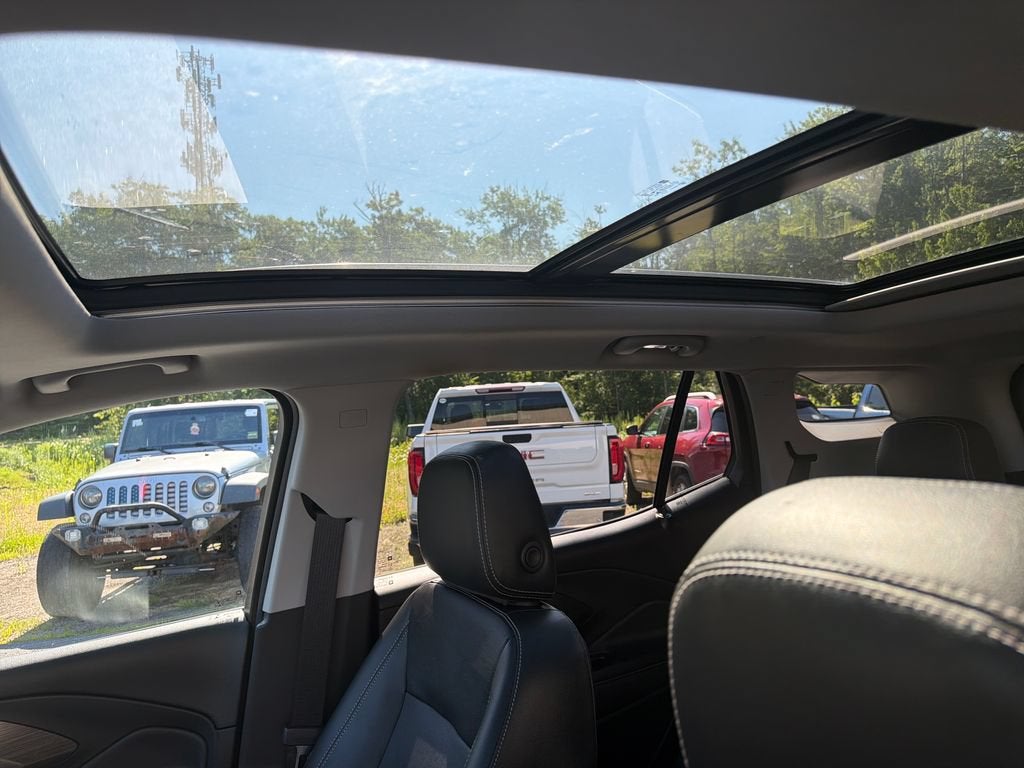 2022 GMC Terrain SLT