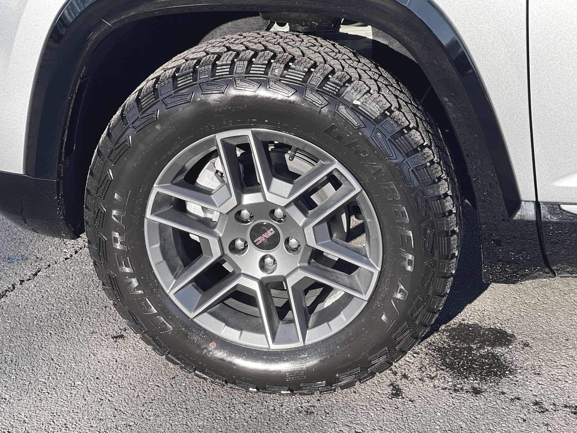 2026 GMC Terrain AT4