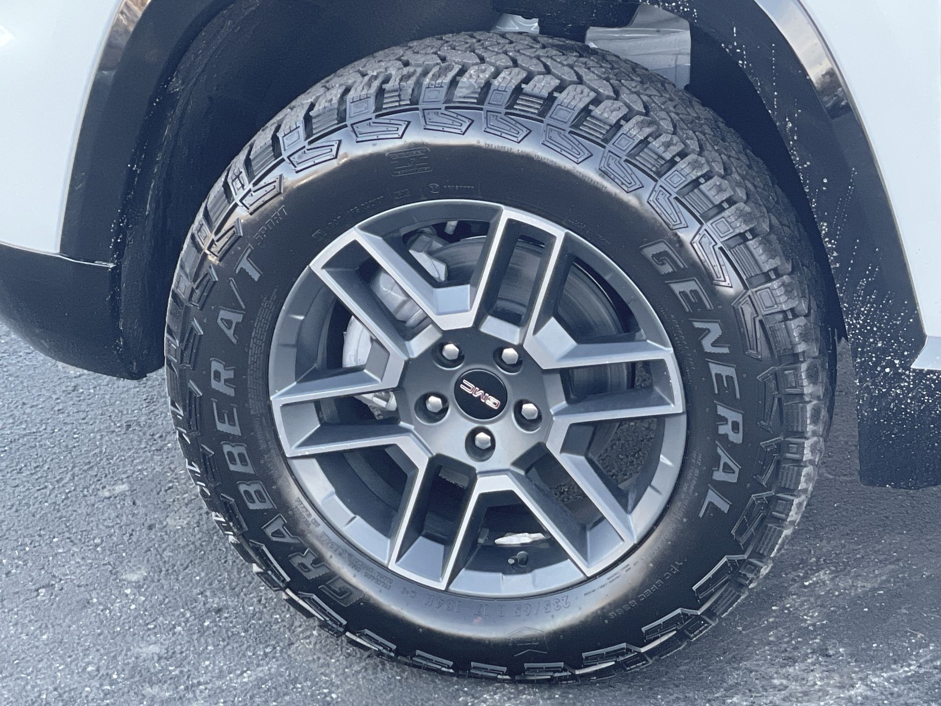 2026 GMC Terrain AT4