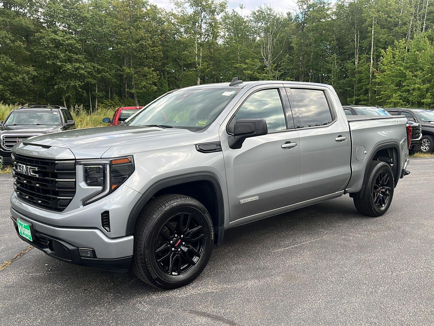 2023 GMC Sierra 1500 Elevation