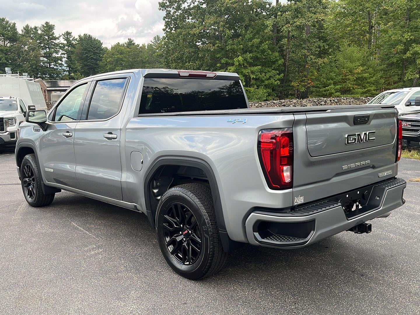 2023 GMC Sierra 1500 Elevation