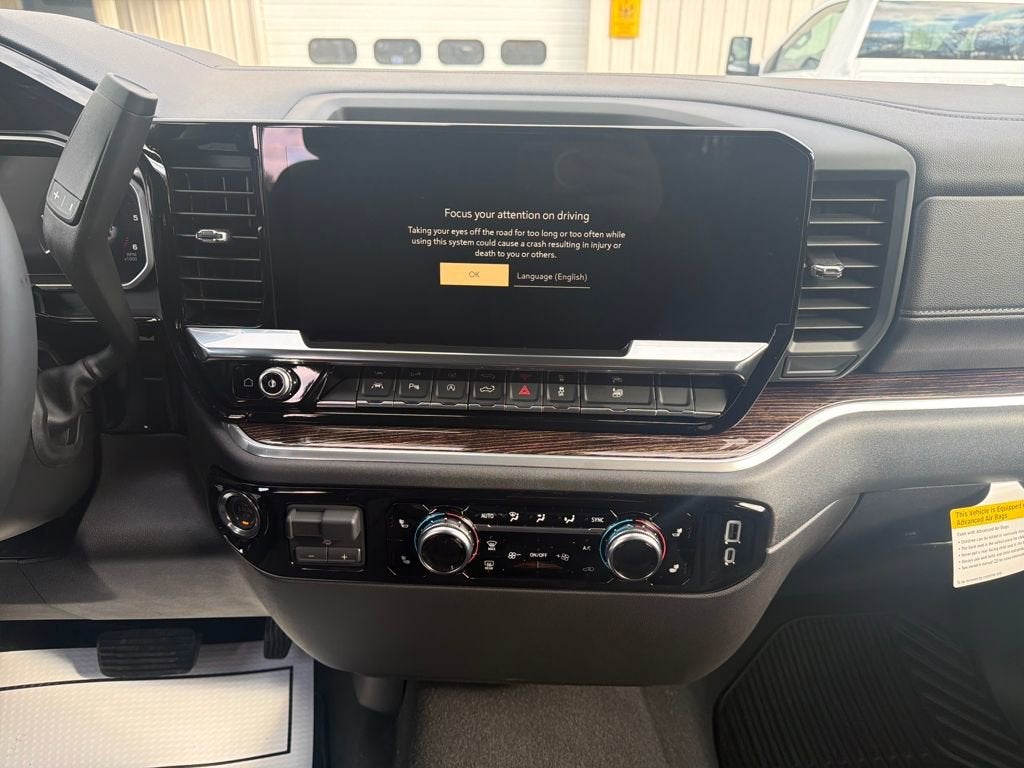 2026 GMC Sierra 1500 SLE