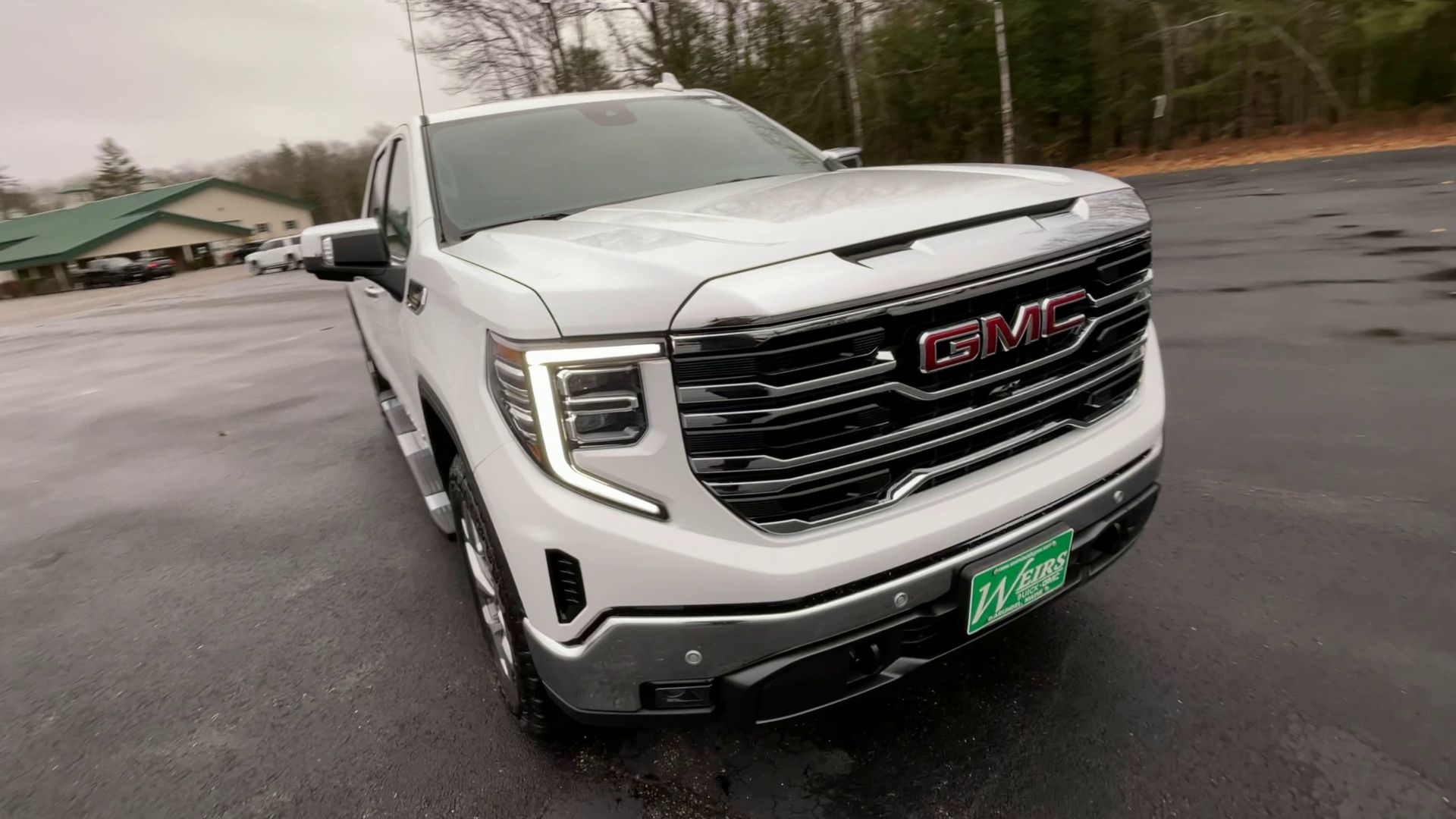 2026 GMC Sierra 1500 SLT