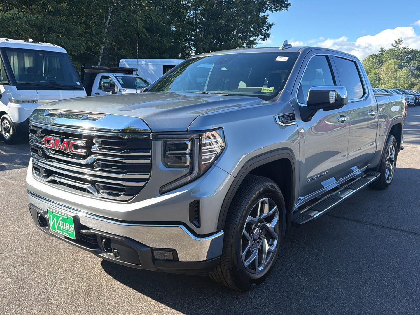 2024 GMC Sierra 1500 SLT
