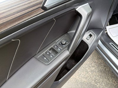 2022 Volkswagen Tiguan 2.0T SEL R-Line