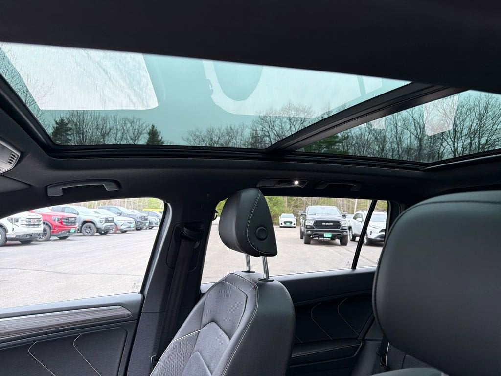 2022 Volkswagen Tiguan 2.0T SEL R-Line