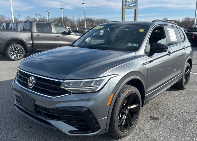 2023 Volkswagen Tiguan 2.0T SE R-Line Black