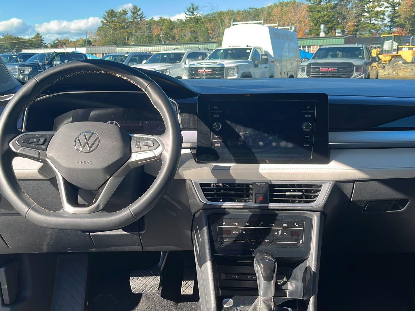 2026 Volkswagen Taos SE