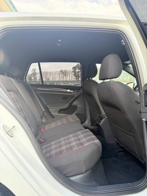 2017 Volkswagen Golf GTI S 4-Door