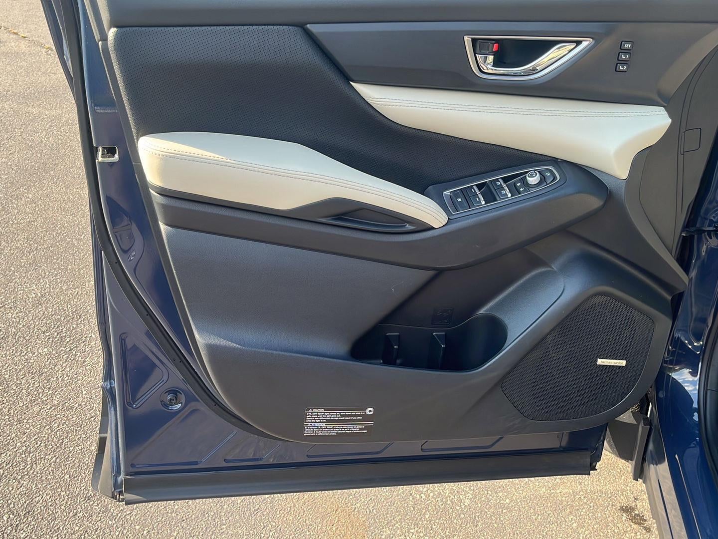 2023 Subaru Ascent Limited 8-Passenger