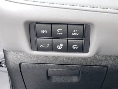 2020 Toyota Highlander Hybrid Platinum